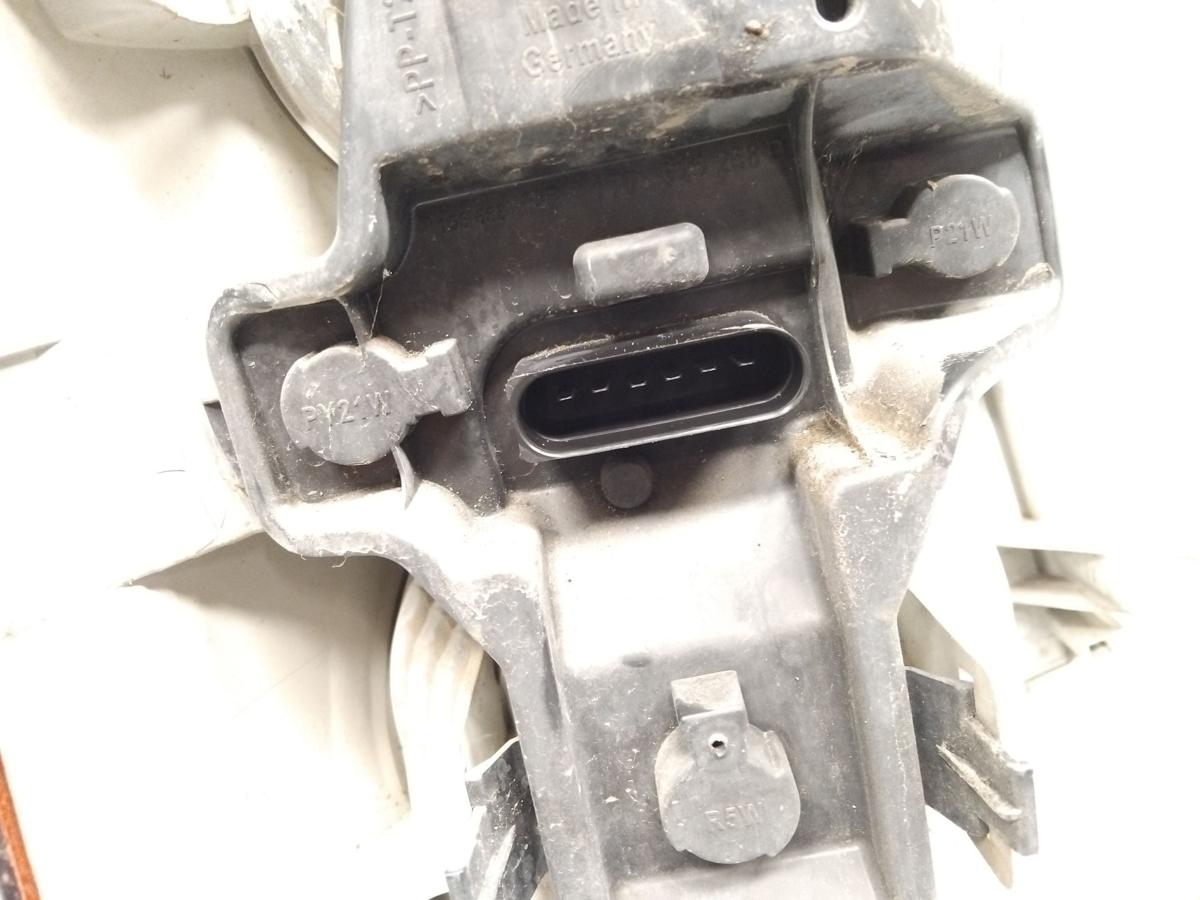 VW Touran 1T Facelift original R&uuml;ckleuchte Schlussleuchte rechts BJ2007