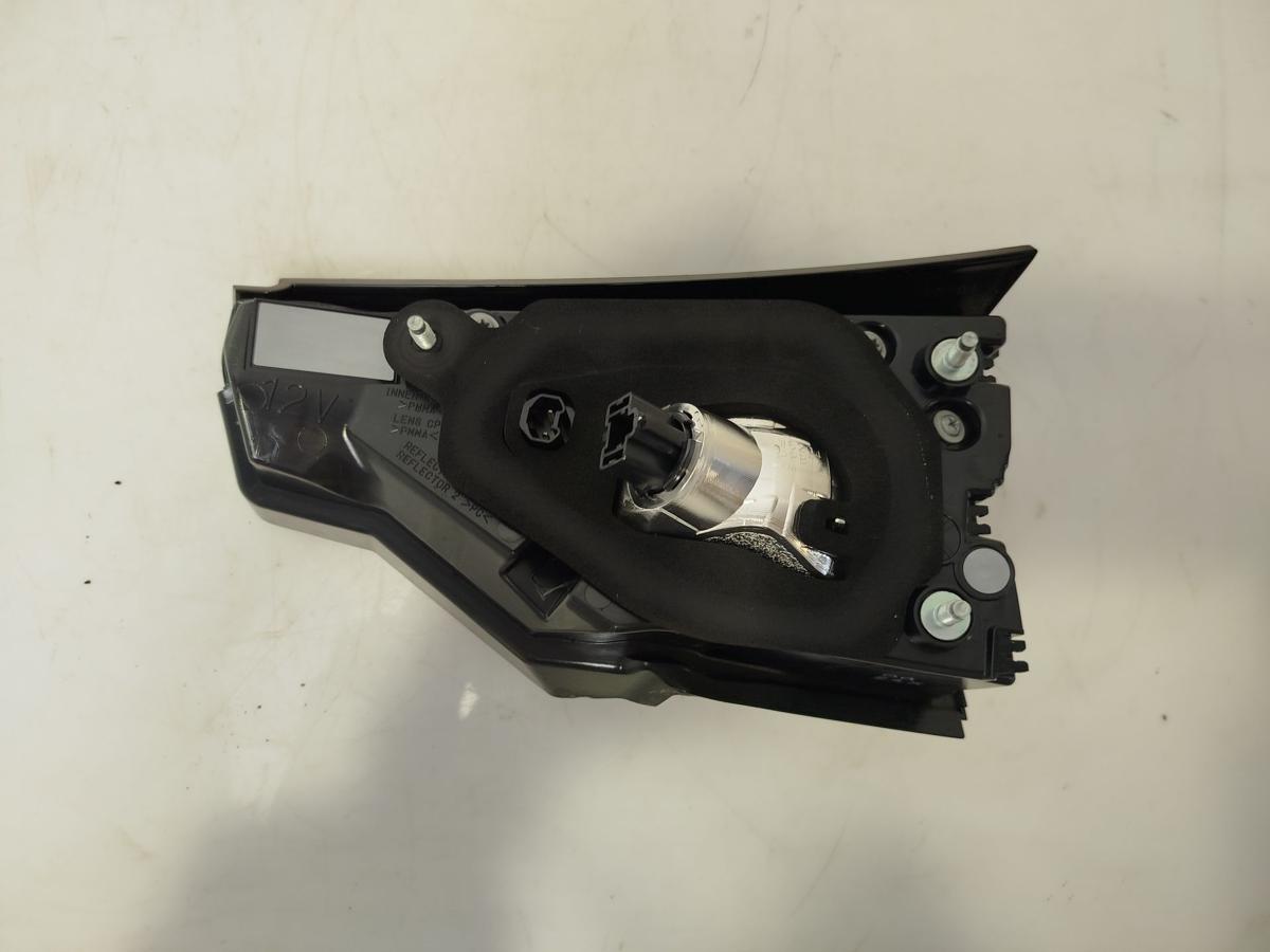 Mitsubishi Eclipse Cross GK0 ab21 R&uuml;ckleuchte links Innenteil Heckleuchte OEM