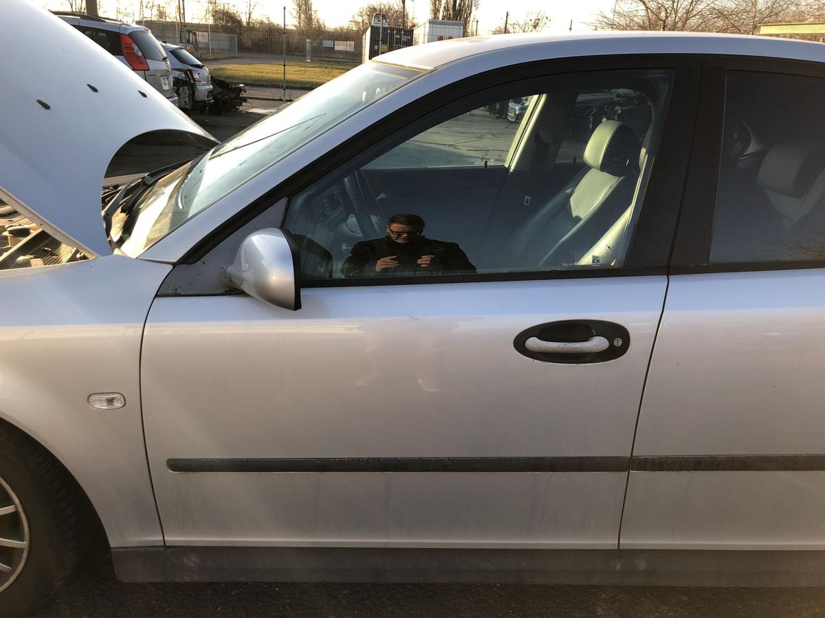 Saab 9-3 Typ YS3F T&uuml;r vorne links Fahrert&uuml;r Autot&uuml;r Rohbau silber