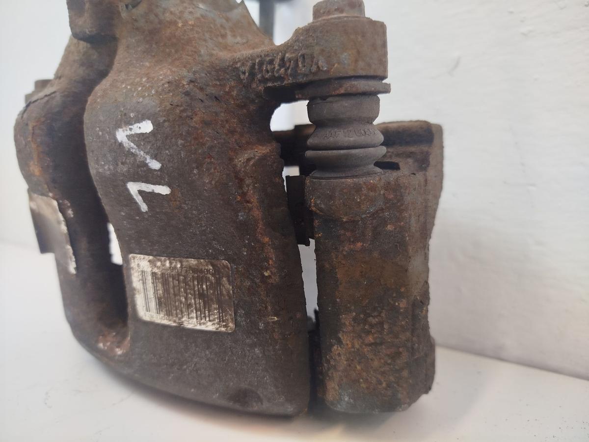 Peugeot 2008 I CU Bremssattel vorn links Bremszange f&uuml;r Scheibengr&ouml;&szlig;e 283x26mm