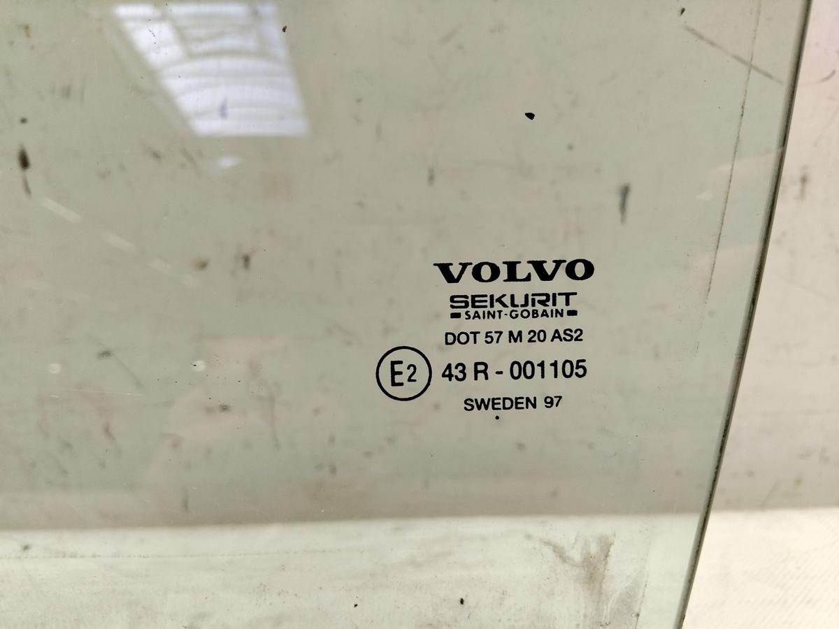 Volvo 940 Kombi T&uuml;rscheibe vorn links gr&uuml;ncolor Bj.1998