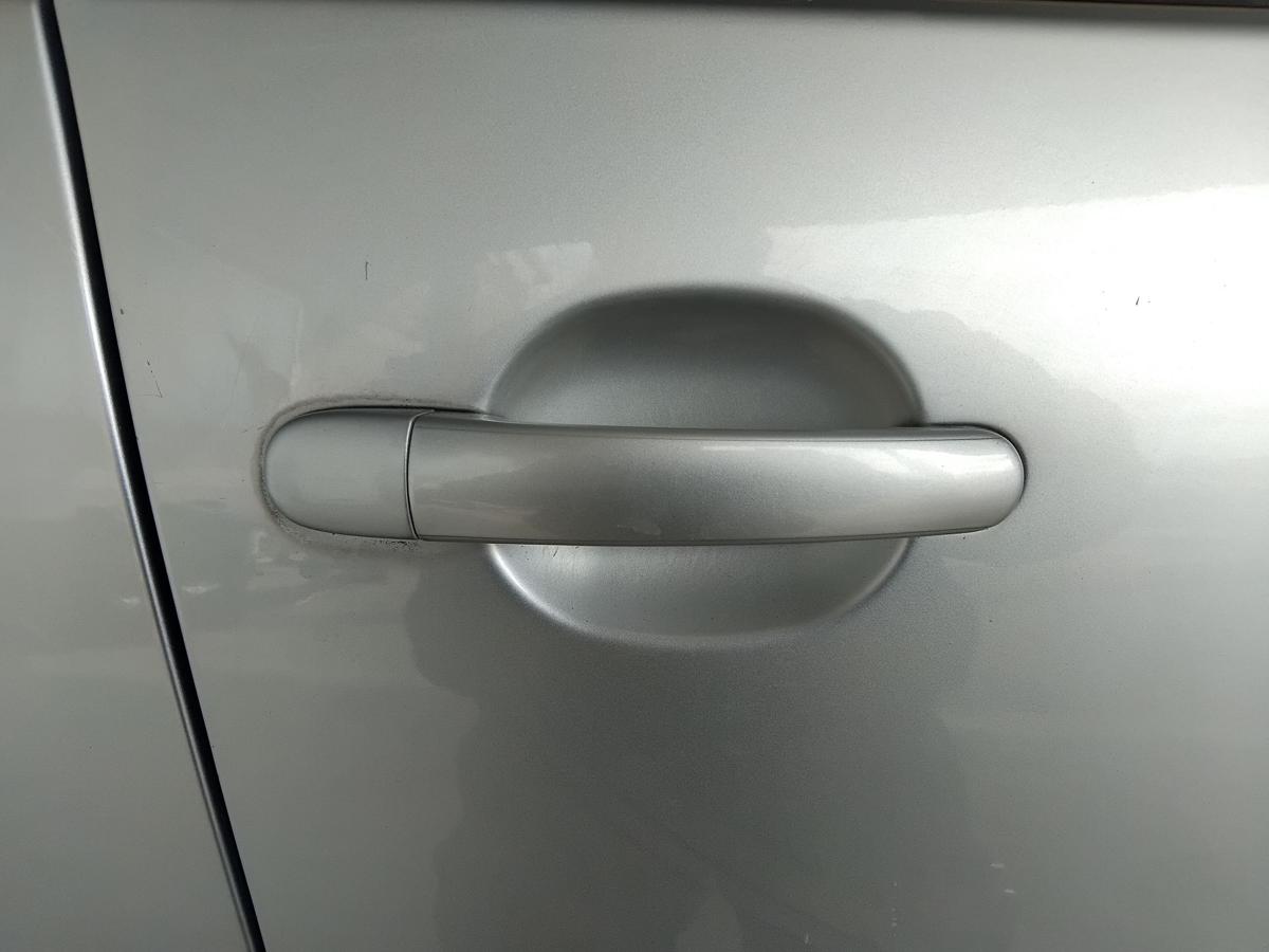 VW Bora 1J T&uuml;r vorn rechts Beifahrert&uuml;r LA7W reflexsilbermetallic BJ2002