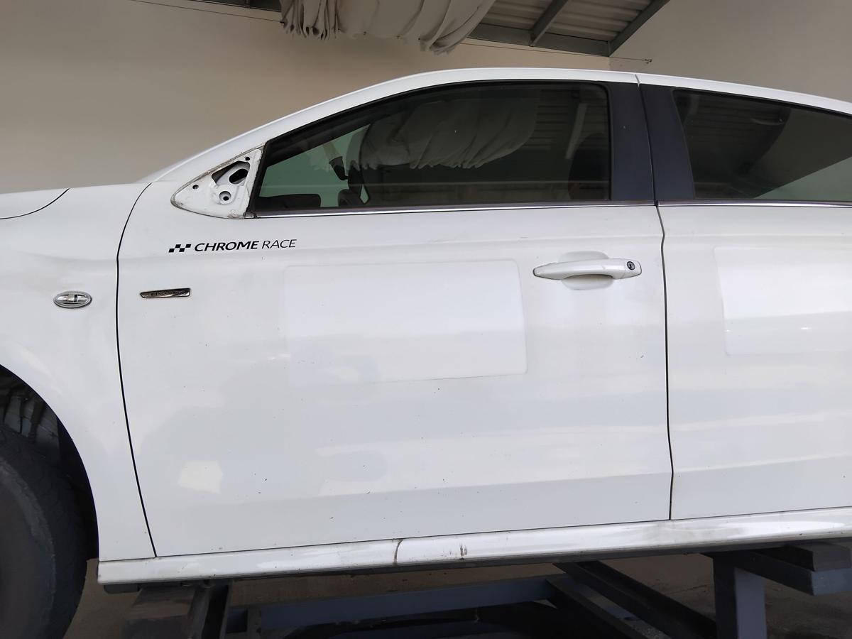 Citroen C-Elysee T&uuml;r vorn links Fahrert&uuml;r EWP weiss banquise BJ2015