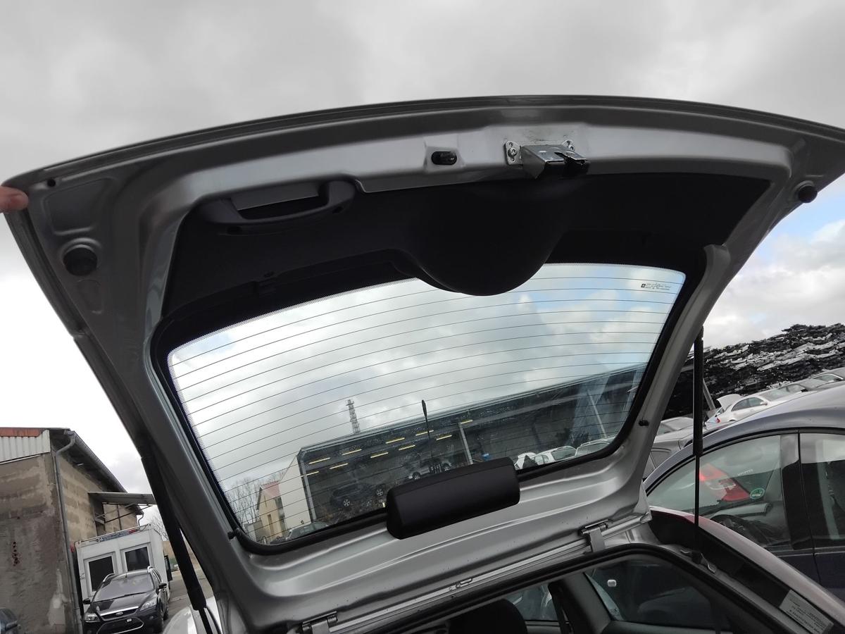 Opel Corsa C Heckklappe mit Heckscheibe starsilbermetallic III Z157 BJ2006