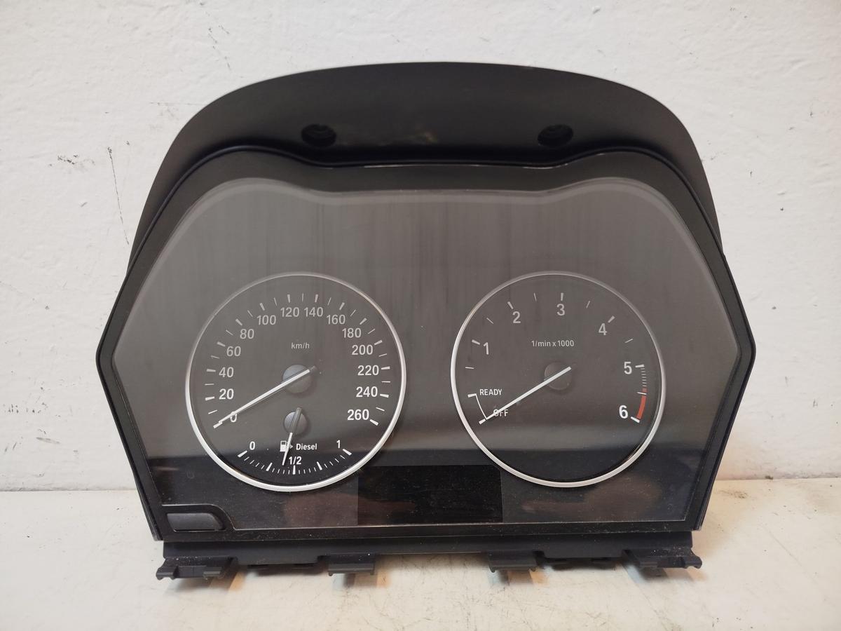 BMW 1er F20 Kombiinstrument Tacho Diesel Cockpit 116d