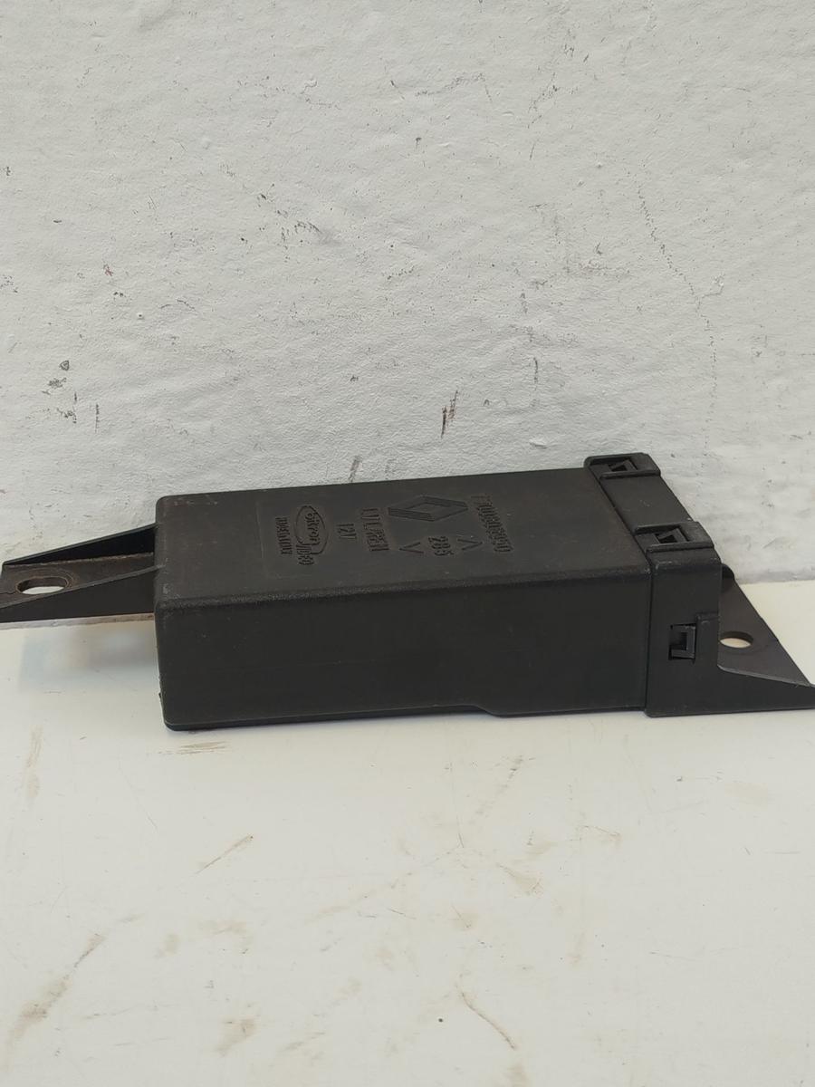 Renault Safrane Ph1 Bj94 Steuerger&auml;t ZV Zentralverriegelung Bitron OEM