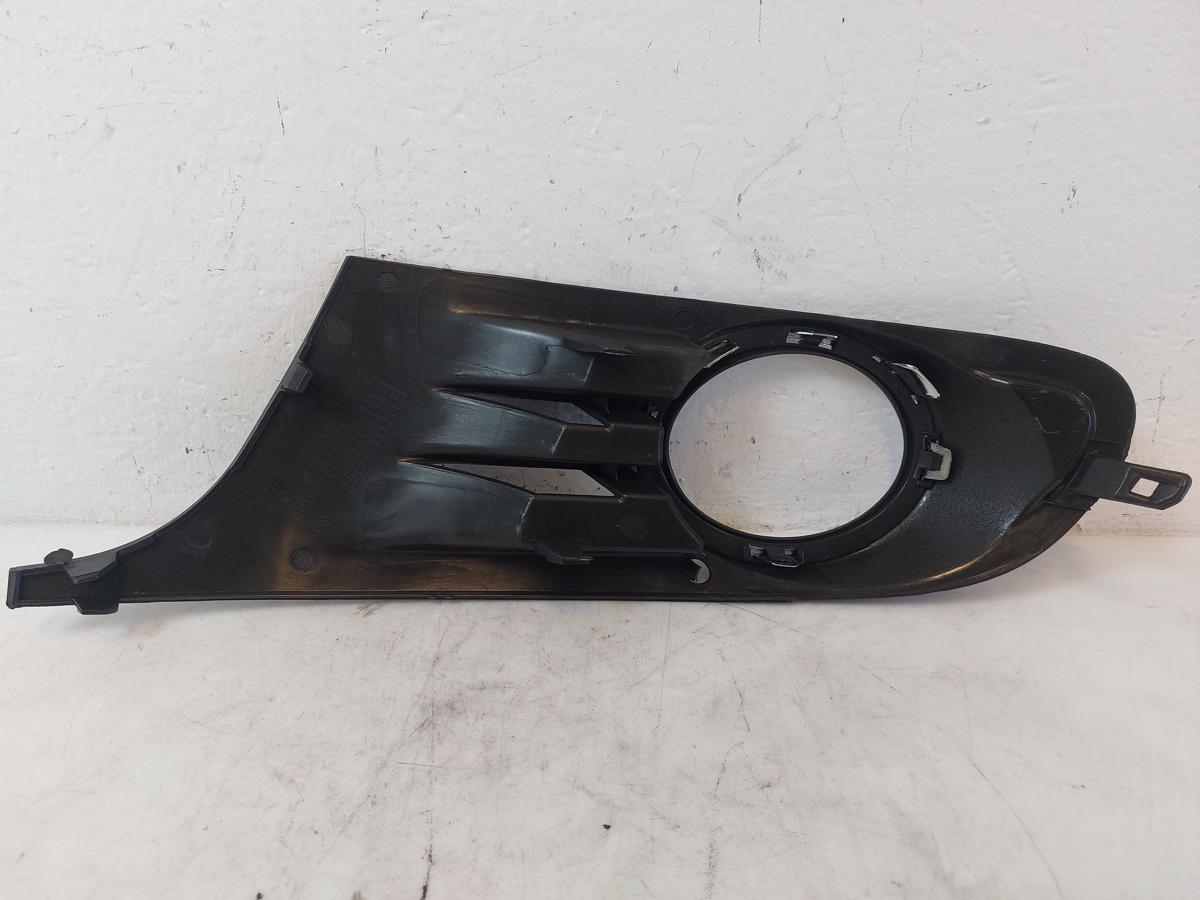 VW Golf 6 VI Gitter vorn rechts Stoßfänger Nebelscheinwerferabdeckung
