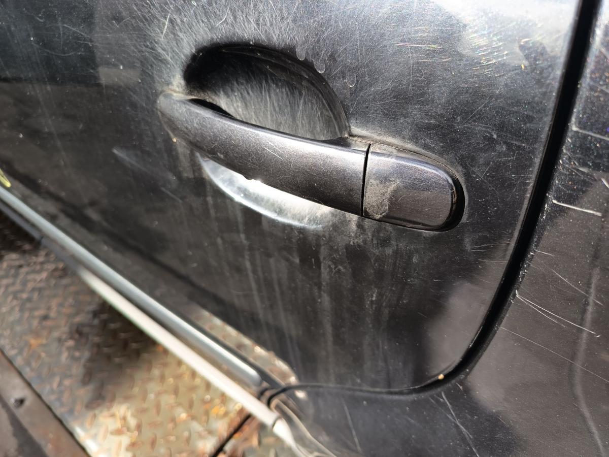 VW Passat 3BG Variant original T&uuml;r hinten links Fond C9Z Black magic Bj 2002