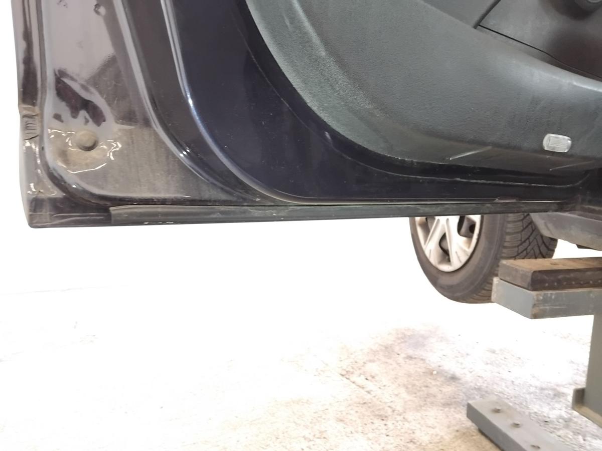 Renault Megane 3 T&uuml;r vorn links Fahrert&uuml;r NV472 Bleu Crepuscule 5-T&uuml;rer BJ2009