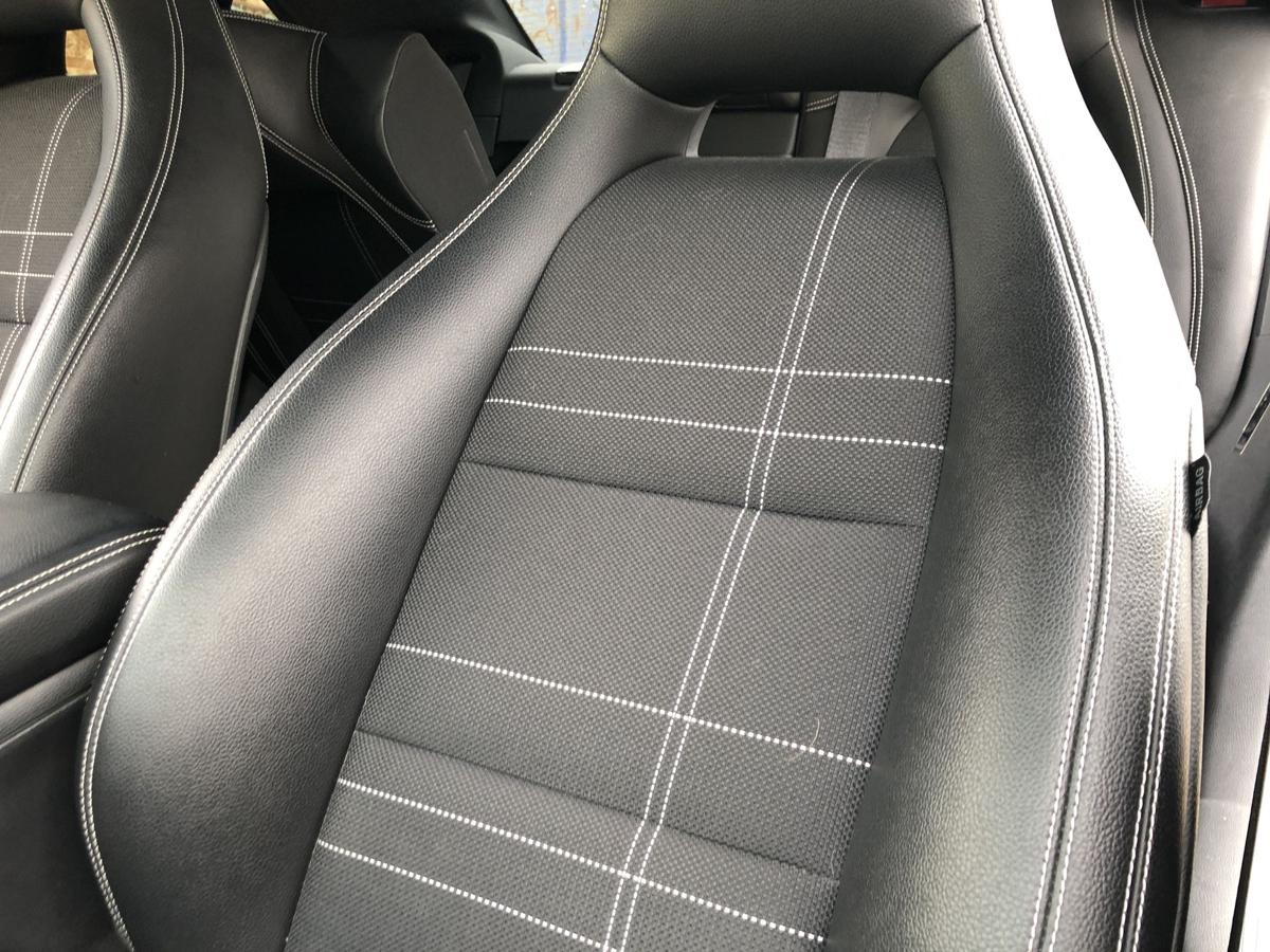 Mercedes CLA C117 bis 16 Sitz vorn links Fahrersitz Stoff Leder Artico Memory