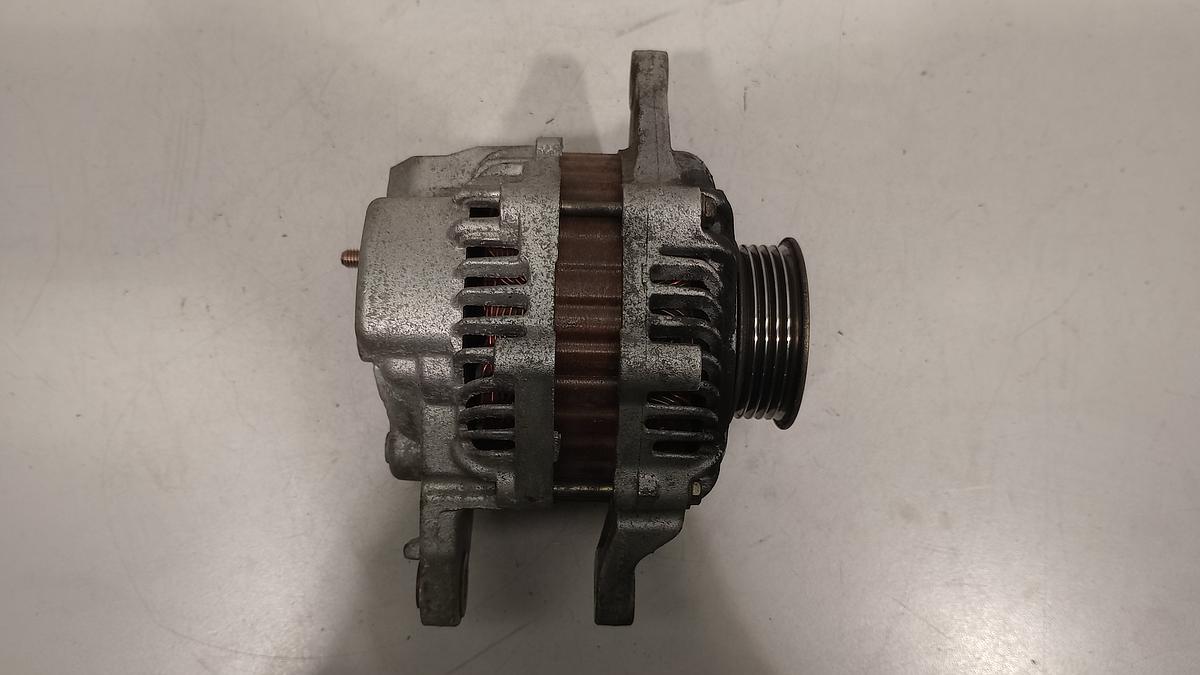 Smart Forfour 454 orig Lichtmaschine 1124ccm 55kw Benzin 85A MN155953 Bj 2005