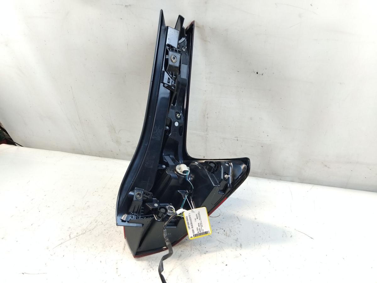 Mitsubishi Eclipse Cross original R&uuml;ckleuchte Schlussleuchte links Teil-LED