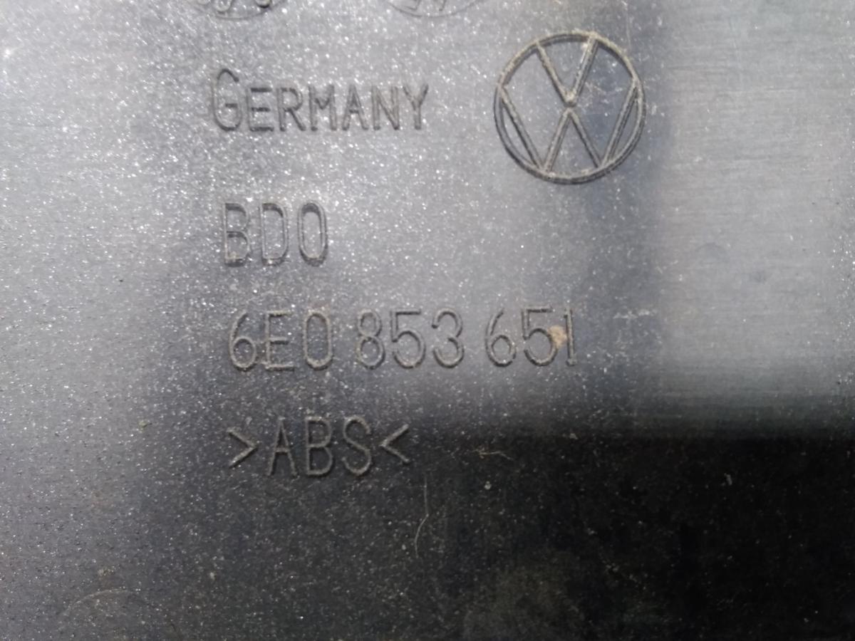 VW Lupo 3L orig Grill K&uuml;hlergrill vorn LR7X Moonsilber Metallic 6E0853651 BJ2001