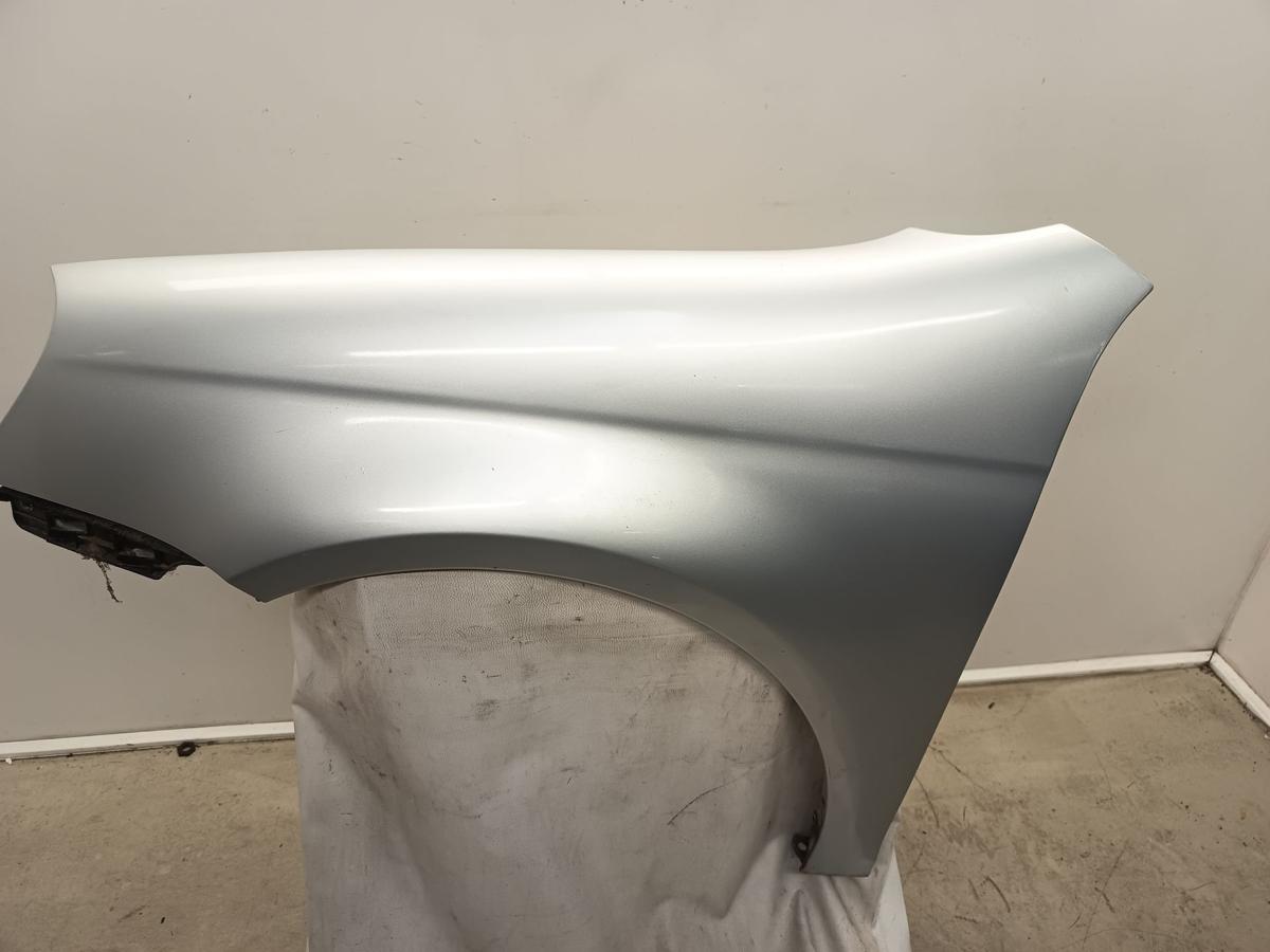 VW Golf V 1K5 Variant Bj 2008 original Kotflügel links LA7W Reflexsilber