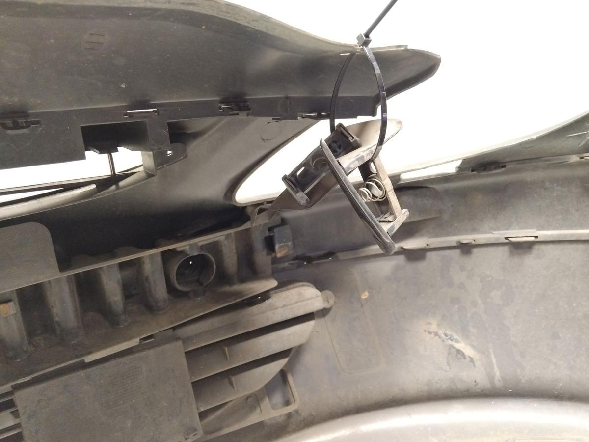 Peugeot 307 CC Cabrio original Sto&szlig;f&auml;nger Sto&szlig;stange vorn f&uuml;r SRA Bj.2005