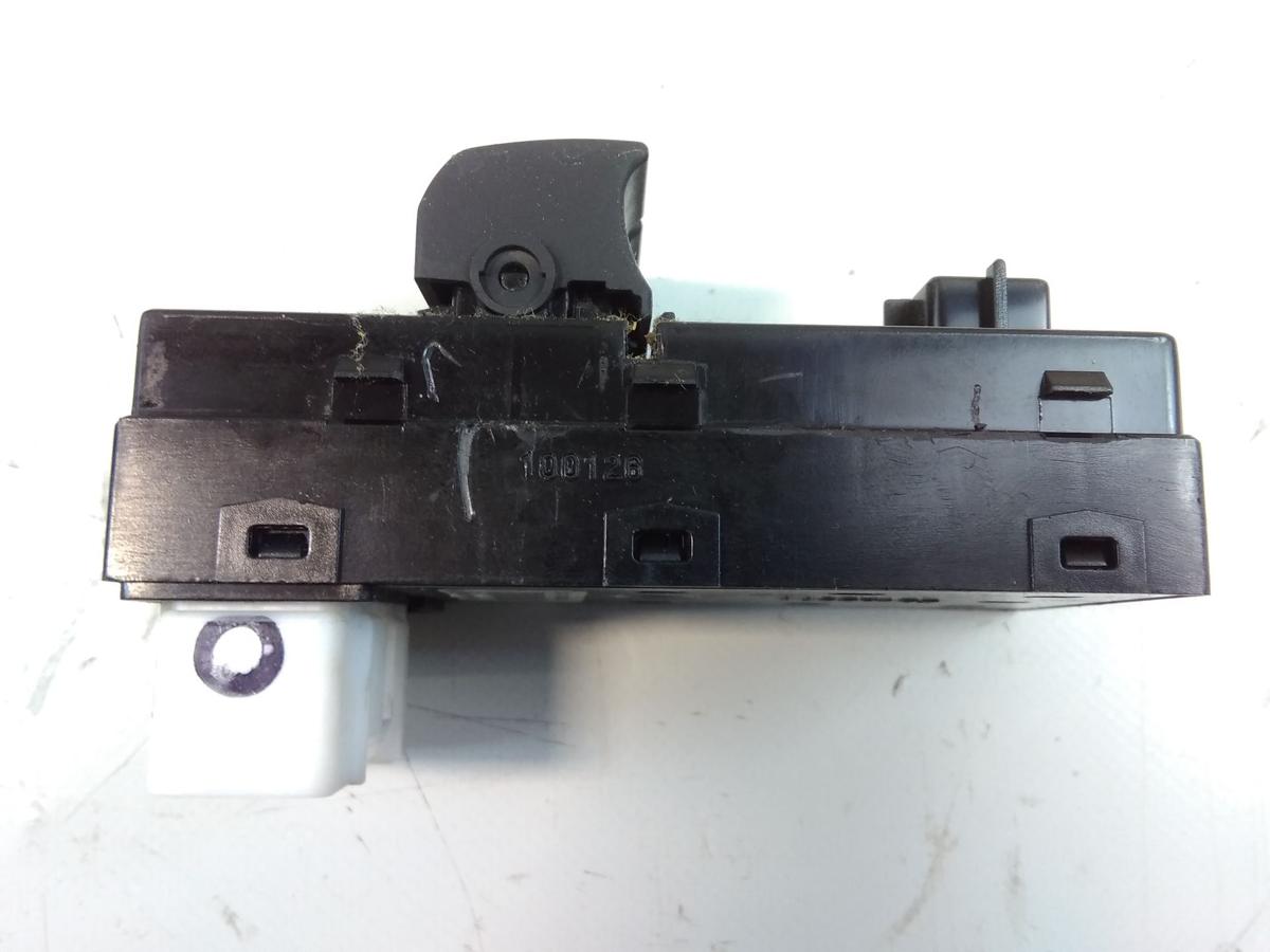 Kia Ceed ED original Schalter elektrische Fensterheber Tür vorn links 935701H020
