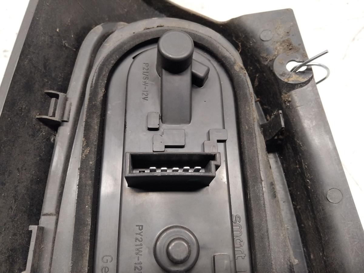 Smart Fortwo City Coupe 450 R&uuml;ckleuchte Heckleuchte Schlussleuchte rechts BJ2003