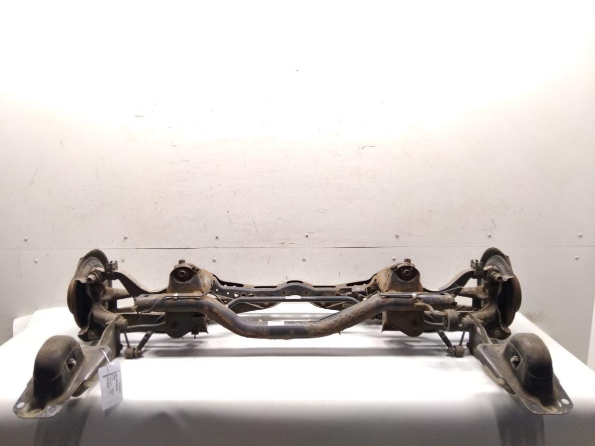 Audi A3 8P Facelift Hinterachse komplett 1.4TFSI 92kw Bj.2010