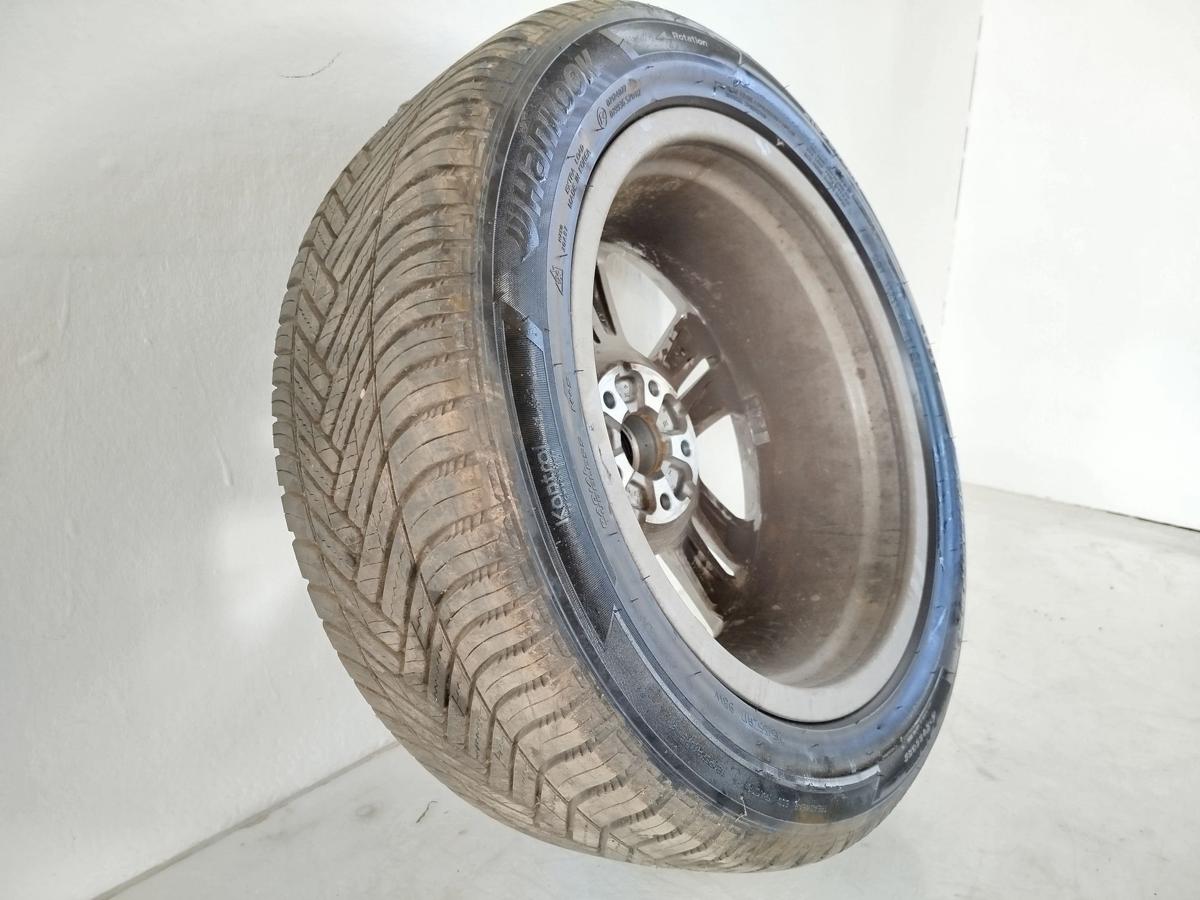 Audi Q2 Typ AG Komplettrad mit Alufelge 7x17 ET45 Allwetter Hankook 215 55 17