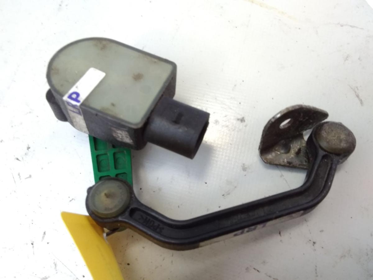 Audi A6 4F original Niveausensor Höhenstandsensor Hinterachse links Bj.2008