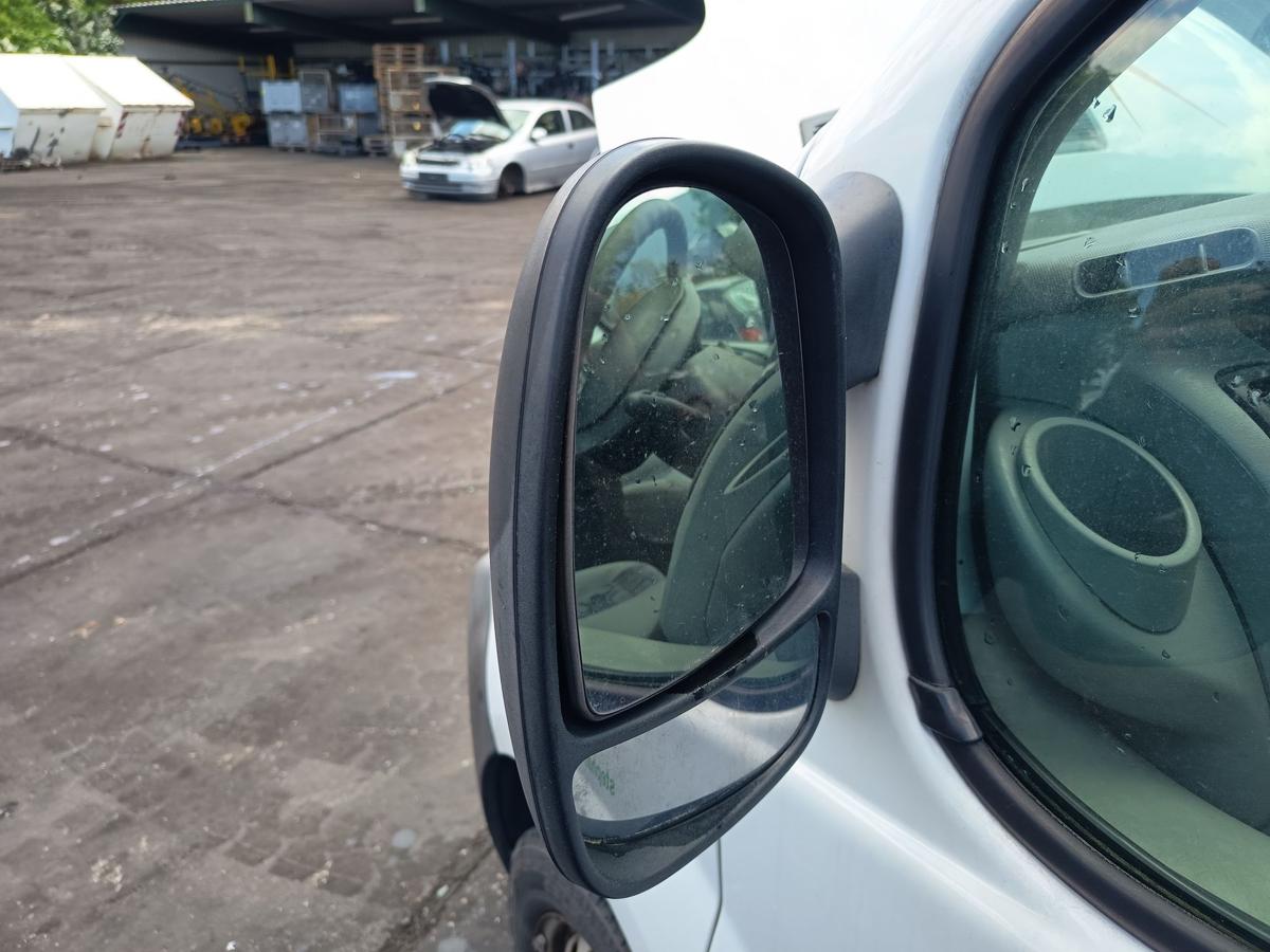 Opel Vivaro A original Aussenspiegel links manuell unlackiert Bj 2005