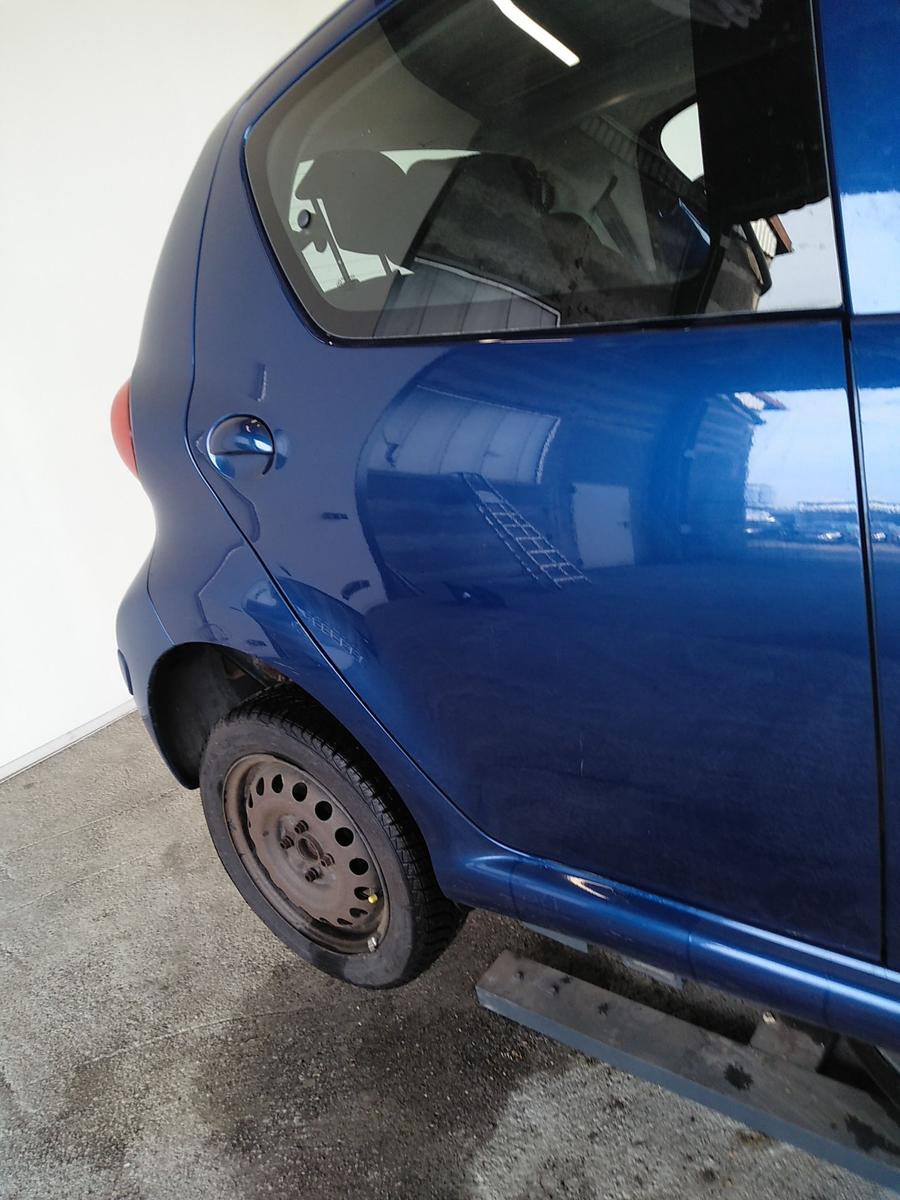 Toyota Aygo 1 Tür hinten rechts blaumetallic 8M6 Bj.2007