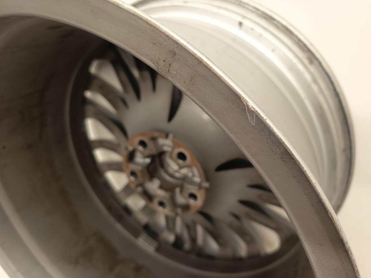 Alfa Romeo Giulia original Alu Einzelfelge 156119156 9x18 ET34 Bj 2018