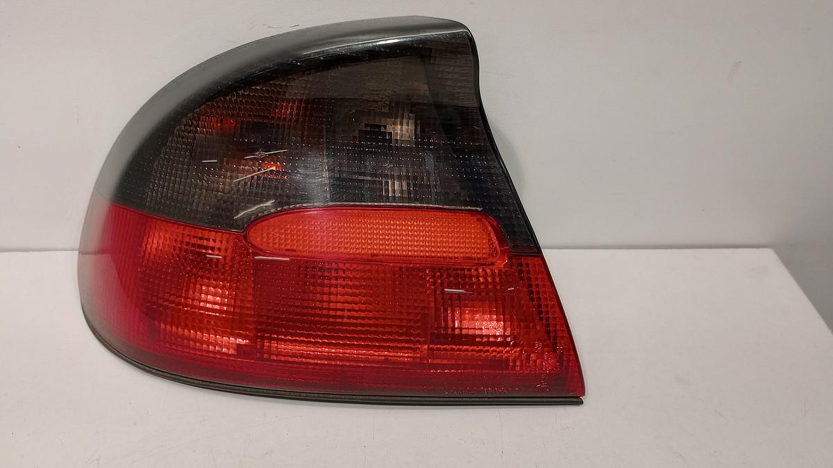 Opel Tigra A orig Rückleuchte Heckleuchte links Valeo 90482000 Bj 1998