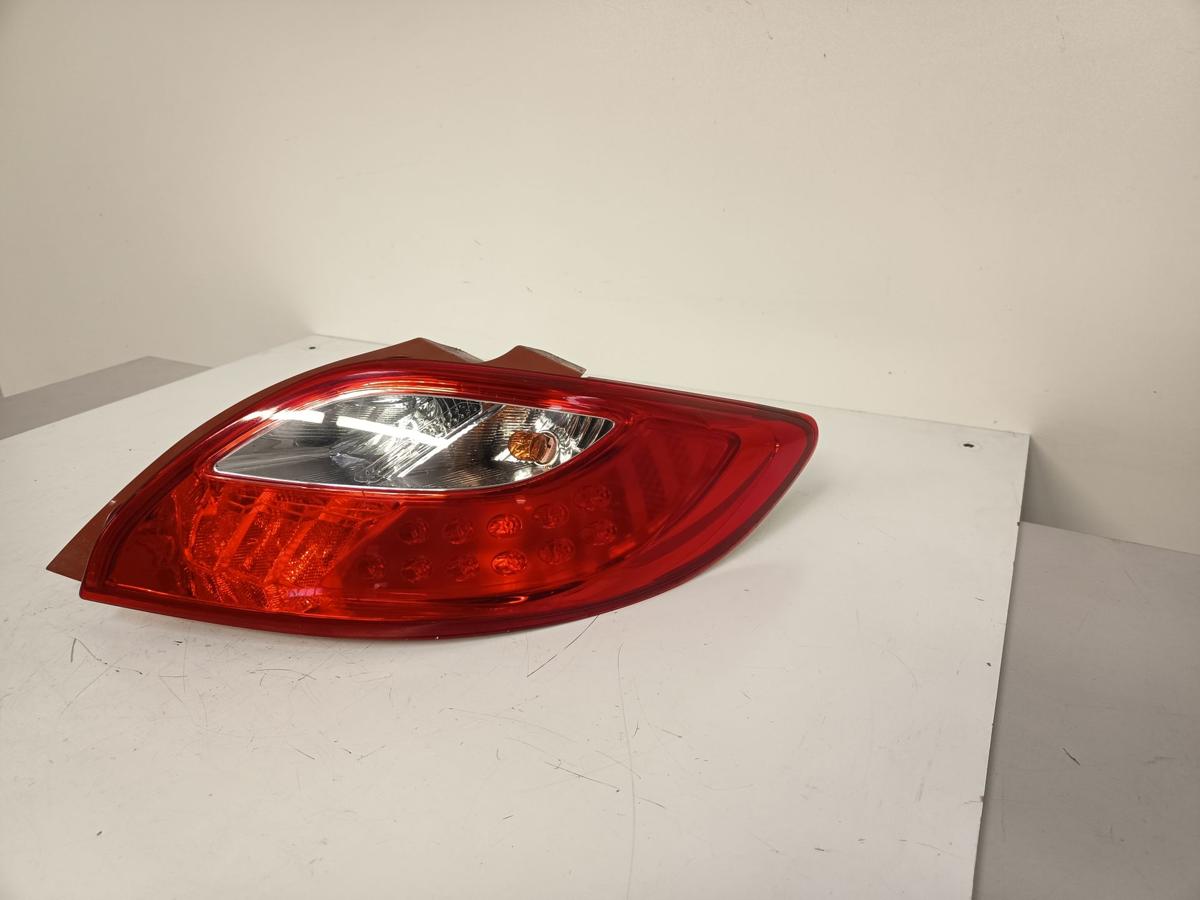 Mazda 2 DE orig Rückleuchte/ Heckleuchte rechts Bj 2013