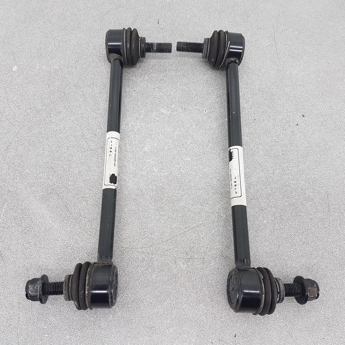 Tesla Model X Koppelstangensatz vorn Bj2022 1420391-00-C Pendelst&uuml;tze