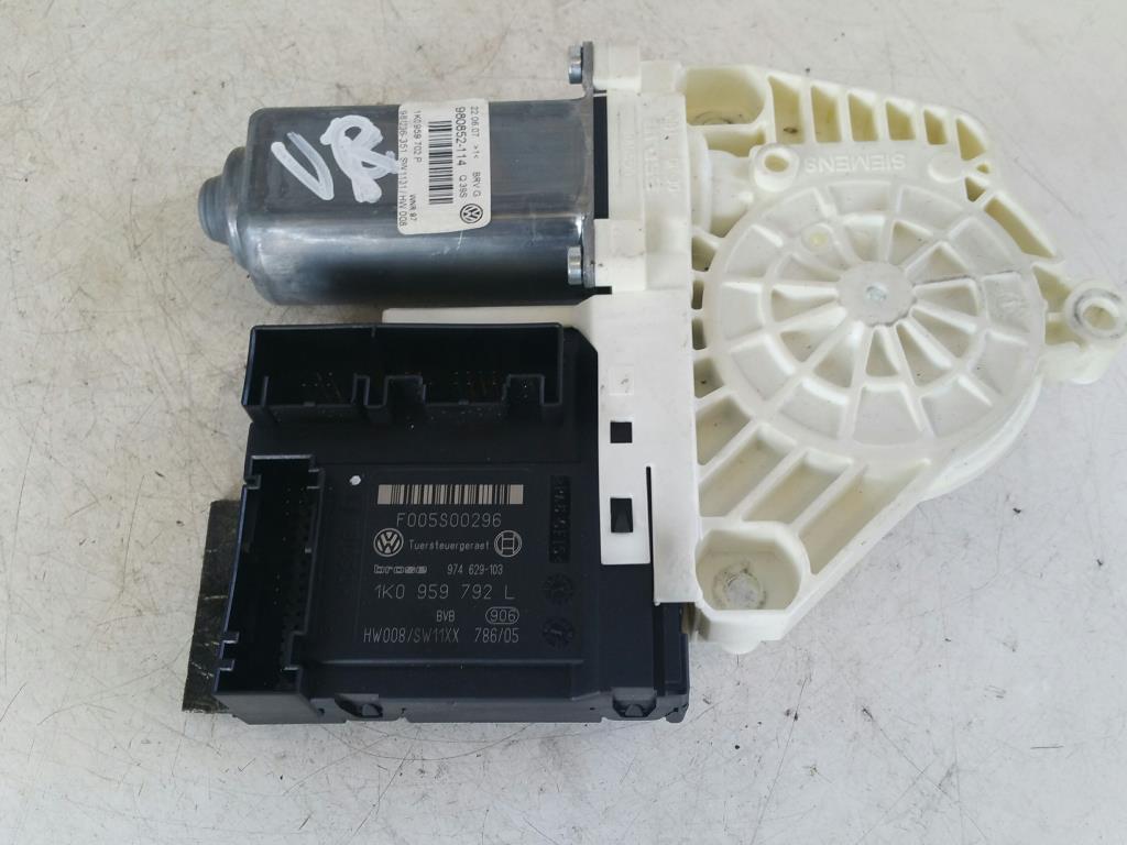 VW Passat 3C Variant Bj.07 original Fensterhebermotor vorn rechts 1K0959702P