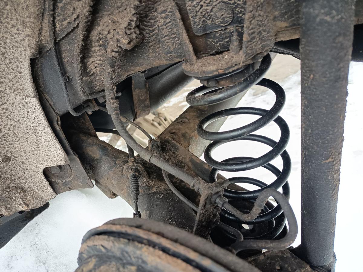 Mazda 2 DE original Hinterachse 1.4l 62kW Benzin Scheibe ABS Bj 2010