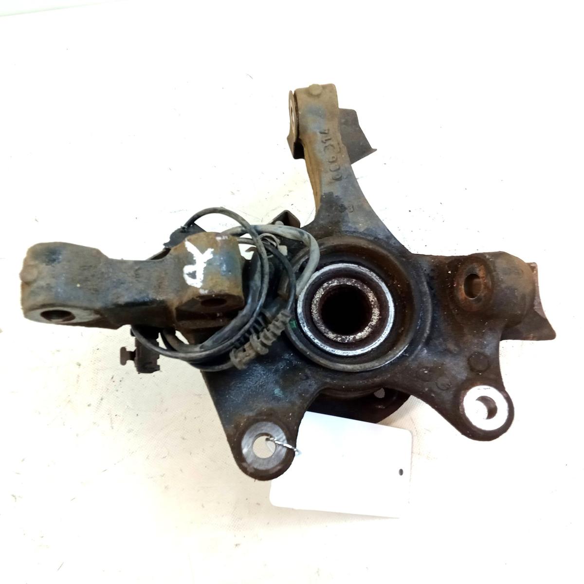 Mercedes Vito 111CDI 447 Achsschenkel Radlagergeh&auml;use Vorderachse rechts Bj2014