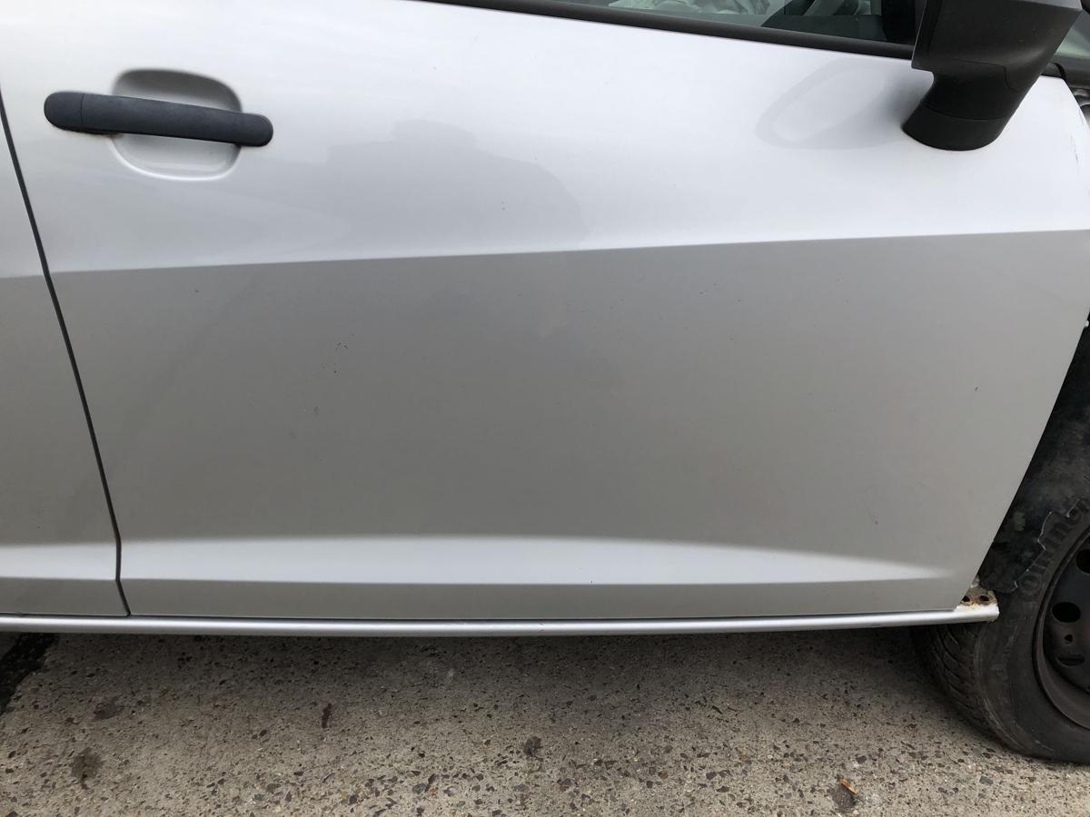 Seat Ibiza 6J 6P ST Kombi Tür vorn rechts Beifahrertür 5 türer LX7W Eissilber