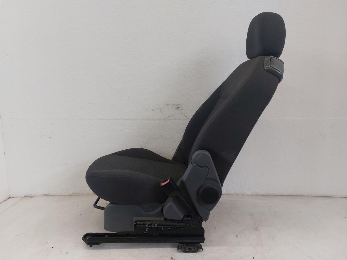 Ford Fusion JU2 Sitz Autositz Beifahrersitz vorn rechts Stoff klappbar Staufach Ford Fusion JU2 Sitz Autositz Beifahrersitz vorn rechts Stoff klappbar Staufach