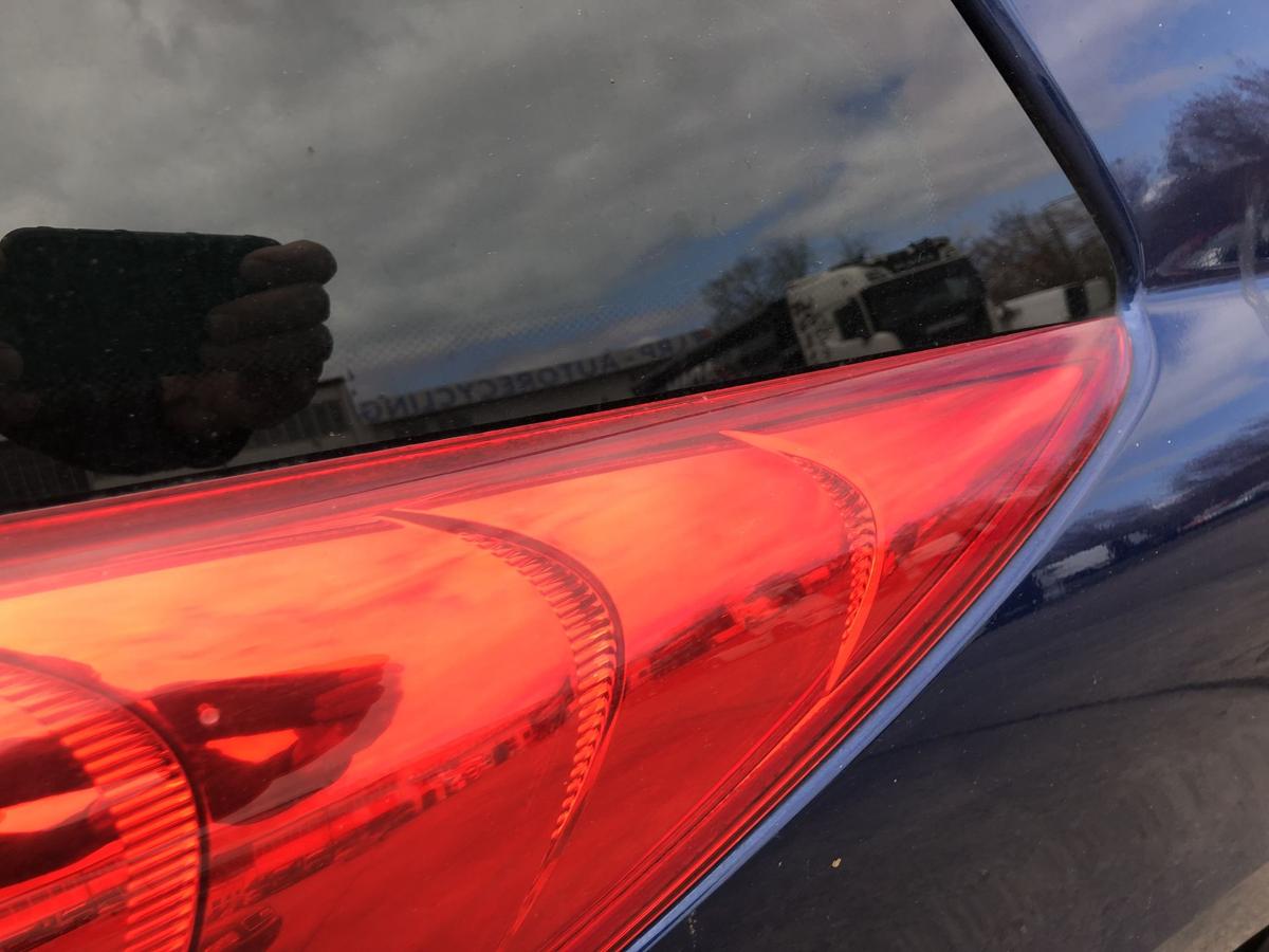 Peugeot 207SW R&uuml;ckleuchte rechts R&uuml;cklicht Heckleuchte Schlusslicht Licht hinten