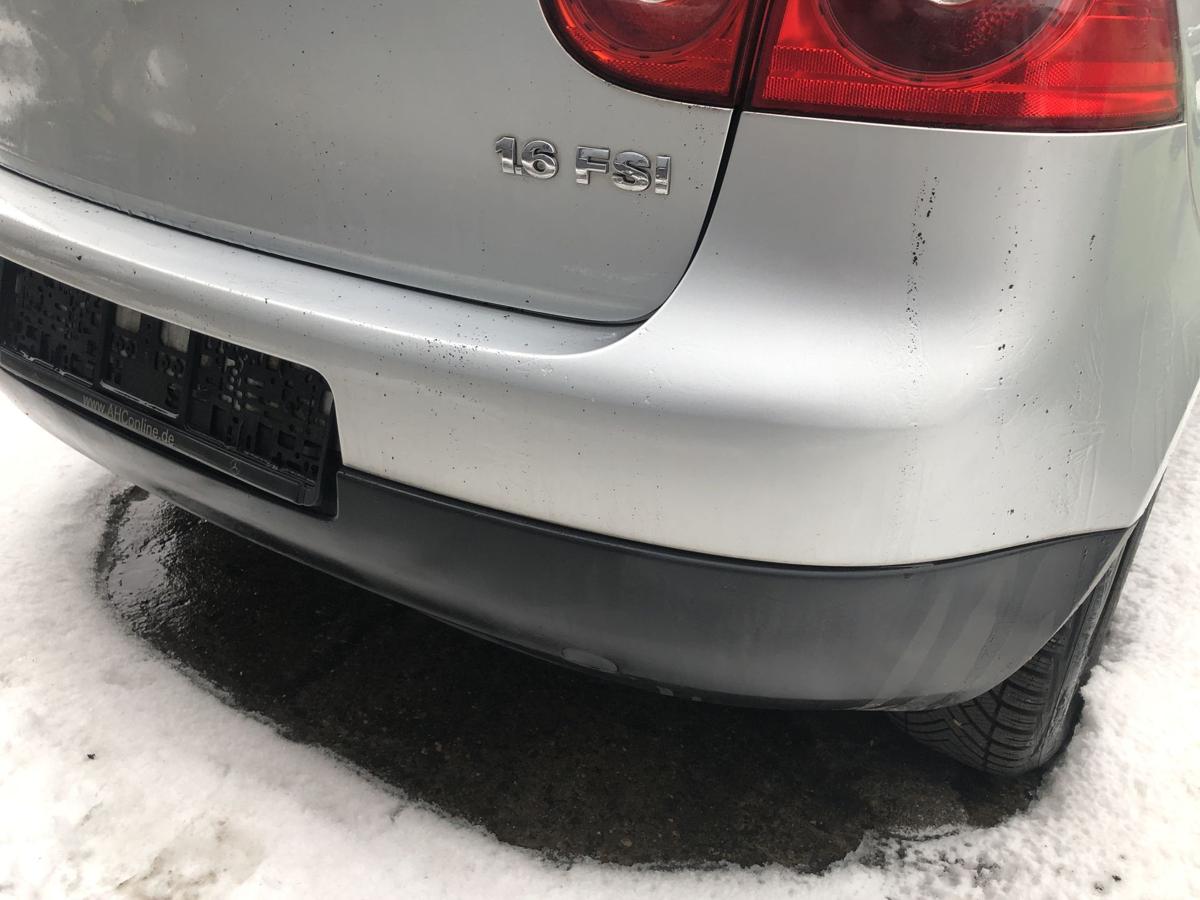 VW Golf 5 V 1K Sto&szlig;f&auml;nger hinten Hecksch&uuml;rze f&uuml;r 3 und 5 t&uuml;rer LA7W Reflexsilber