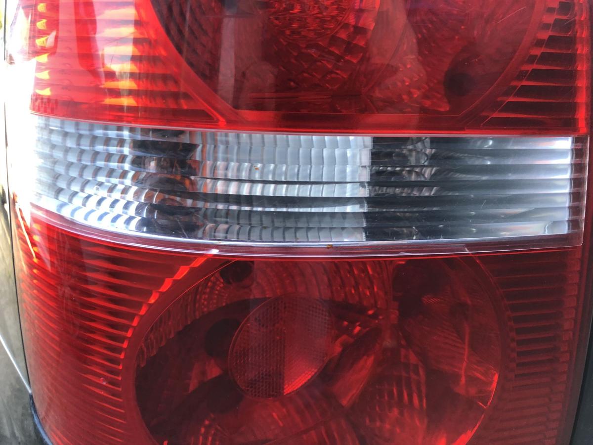 VW Touran 1T 1T1 R&uuml;ckleuchte links R&uuml;cklicht Heckleuchte bis 2006