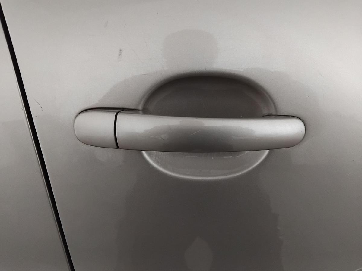 VW Tiguan 5N2 T&uuml;r vorn rechts Beifahrert&uuml;r titaniumbeigemetallic LA1X BJ2012