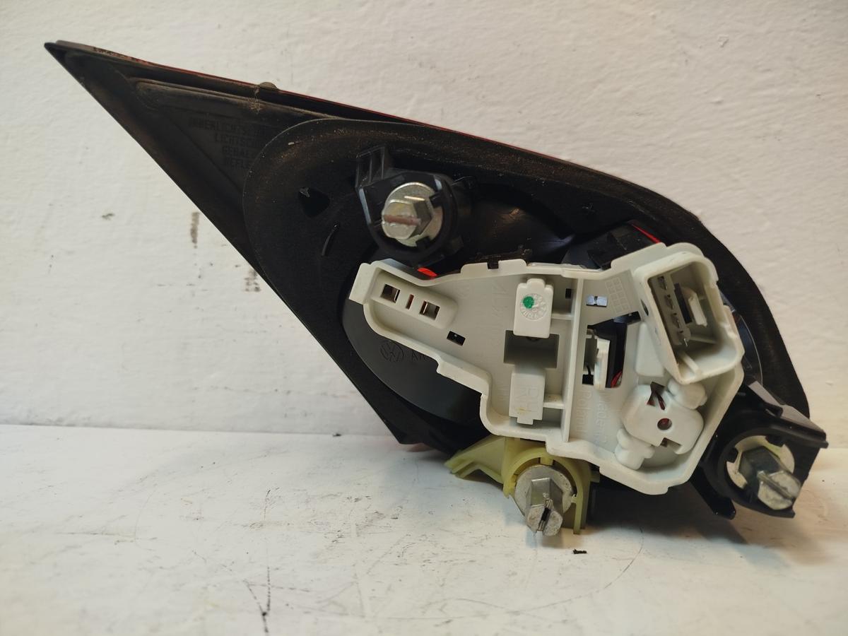 VW Passat CC R&uuml;ckleuchte rechts innen R&uuml;cklicht Heckleuchte Innenteil