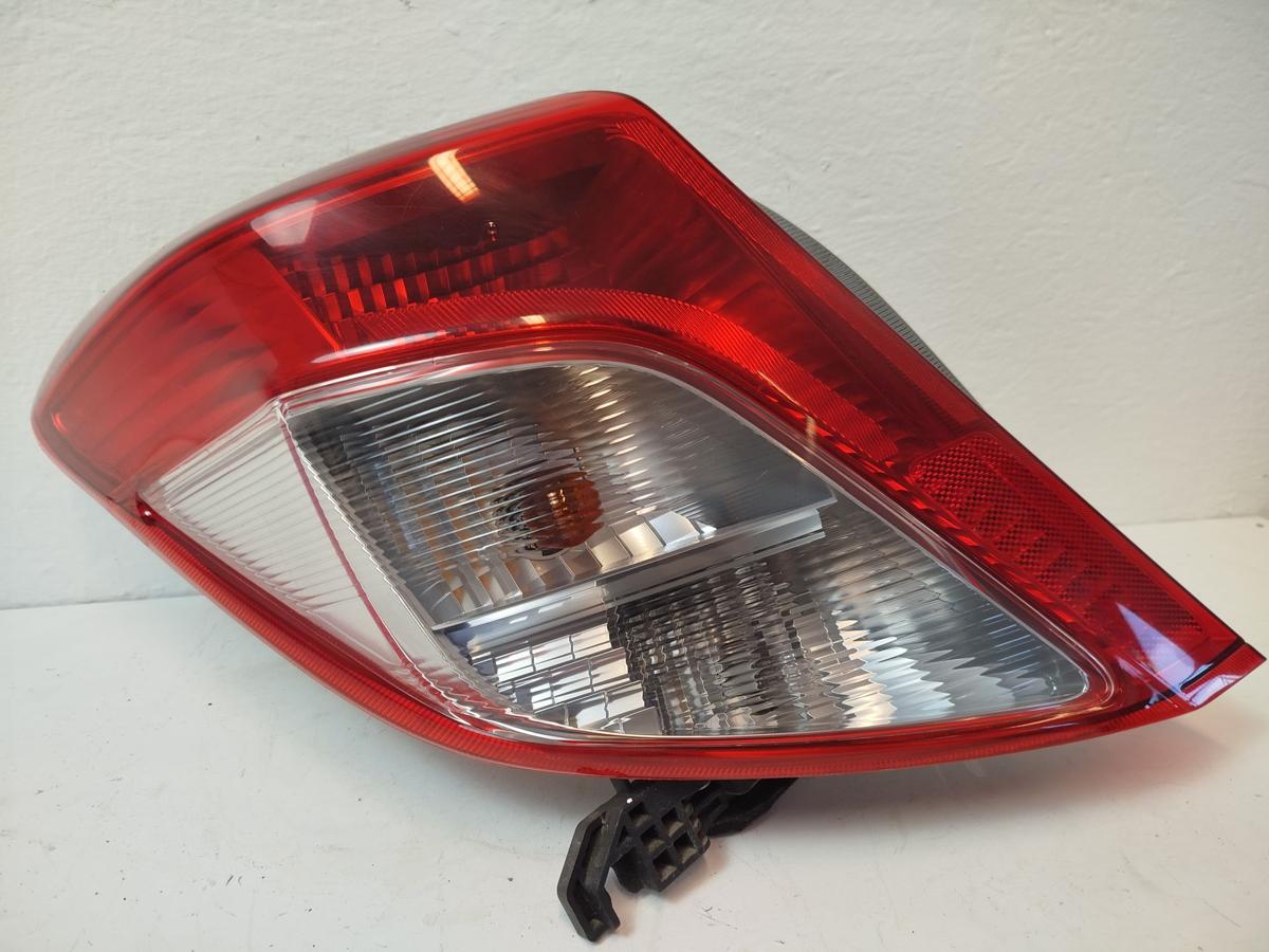 Toyota Yaris XP13 R&uuml;ckleuchte links R&uuml;cklicht Heckleuchte kein LED 10-14