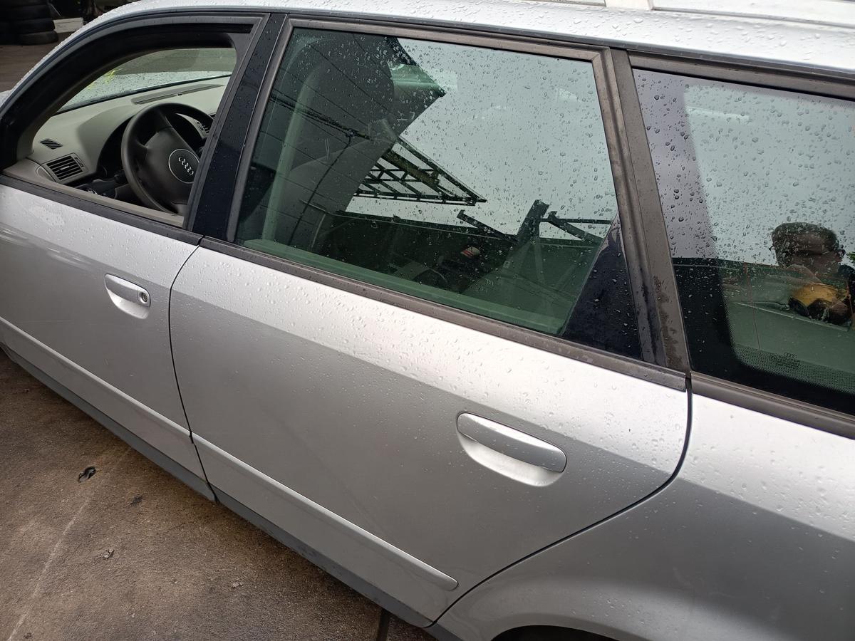 Audi A4 B6 Kombi original T&uuml;r hinten links LY7W Lichtsilber Metallic Bj 2002