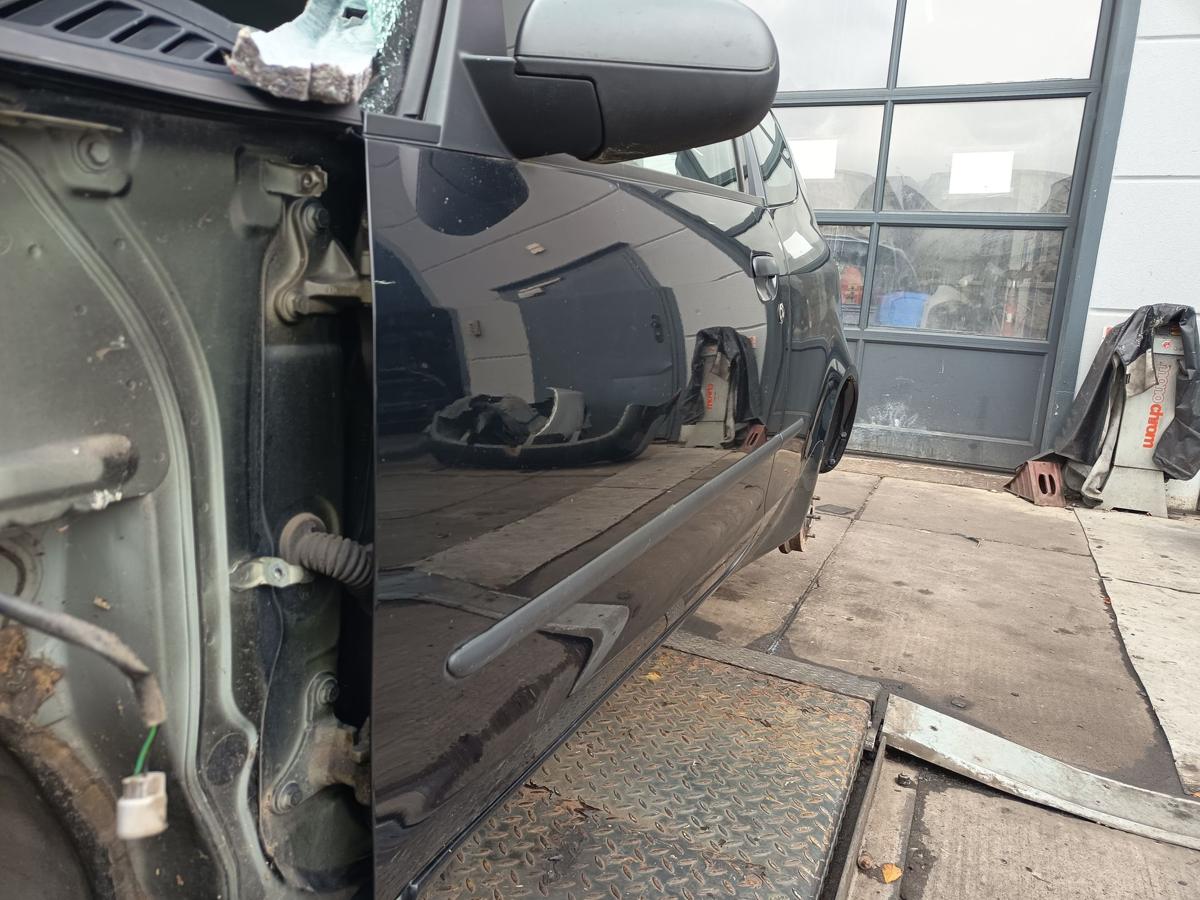 Mitsubishi Colt Z30 3 TRG orig Tür vorn links X42-schwarz Bj 2007