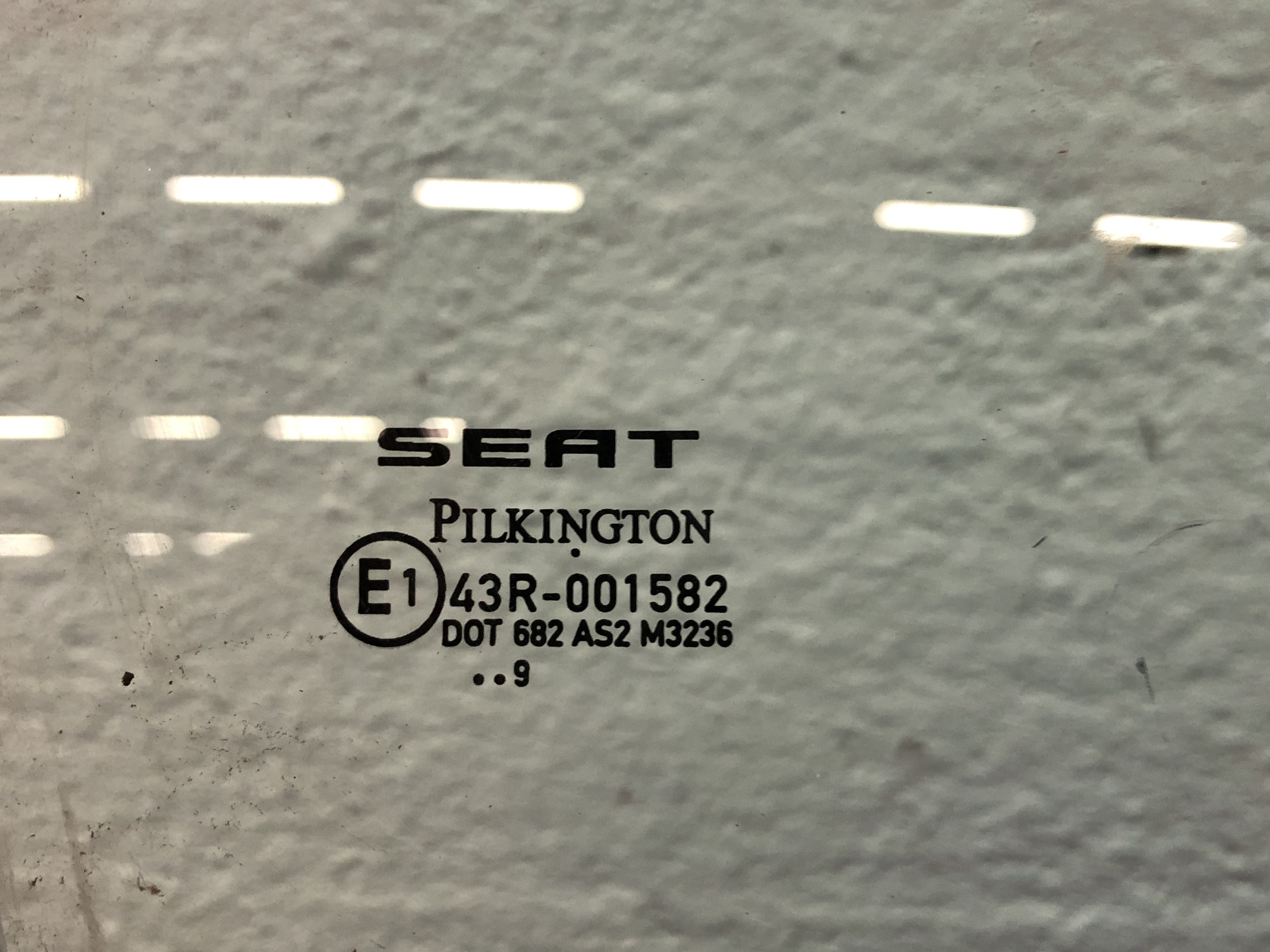 Seat Leon 1P Bj.09 original Türscheibe vorn rechts color Seitenscheibe
