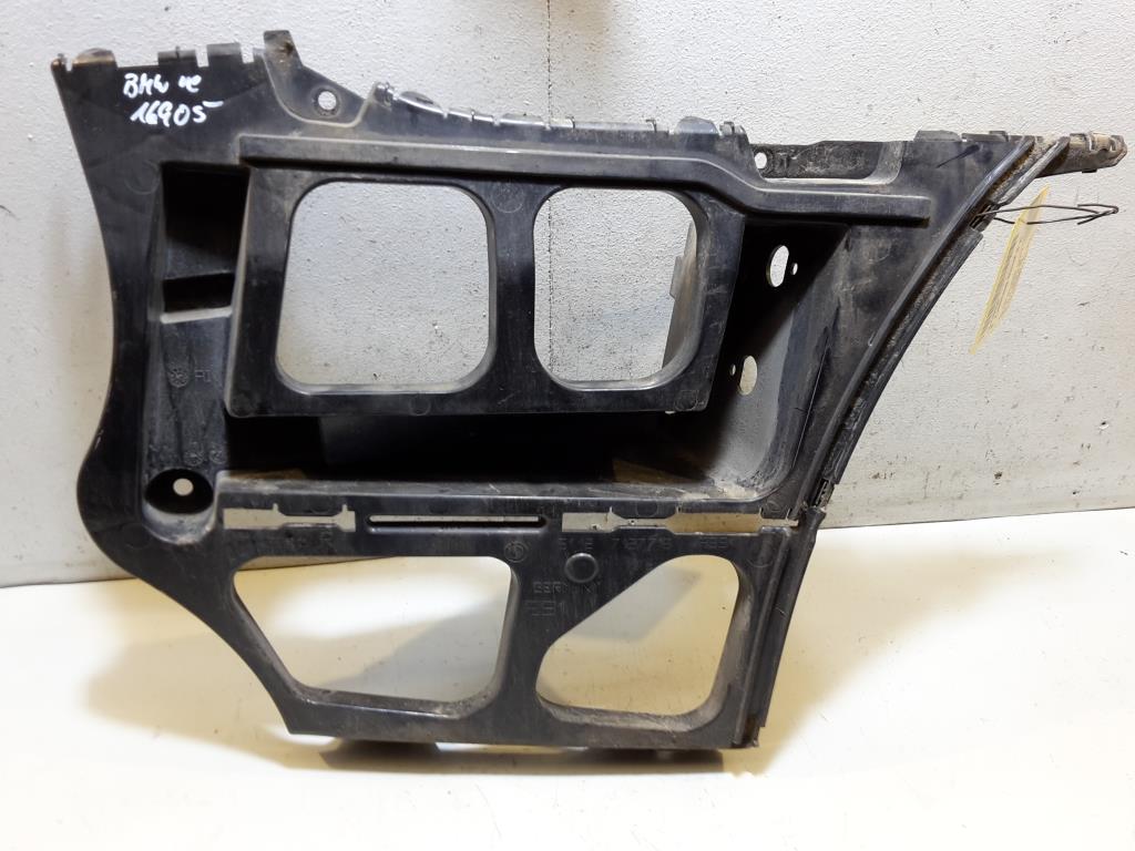 BMW E90 E91 BJ 2008 Führung Stoßstange hinten rechts 51127127716 Halter