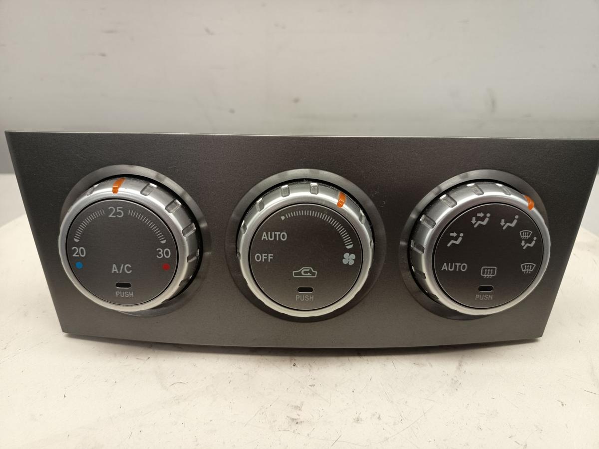 Subaru Forester SG original Heizungsbet&auml;tigung Klimaautomatik Bj 2005