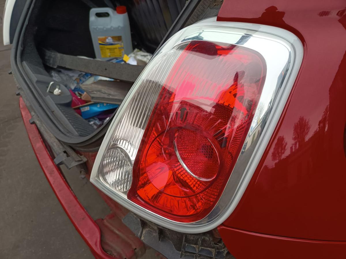 Fiat 500 original R&uuml;ckleuchte rechts Heck Schluss Licht Bj 2012