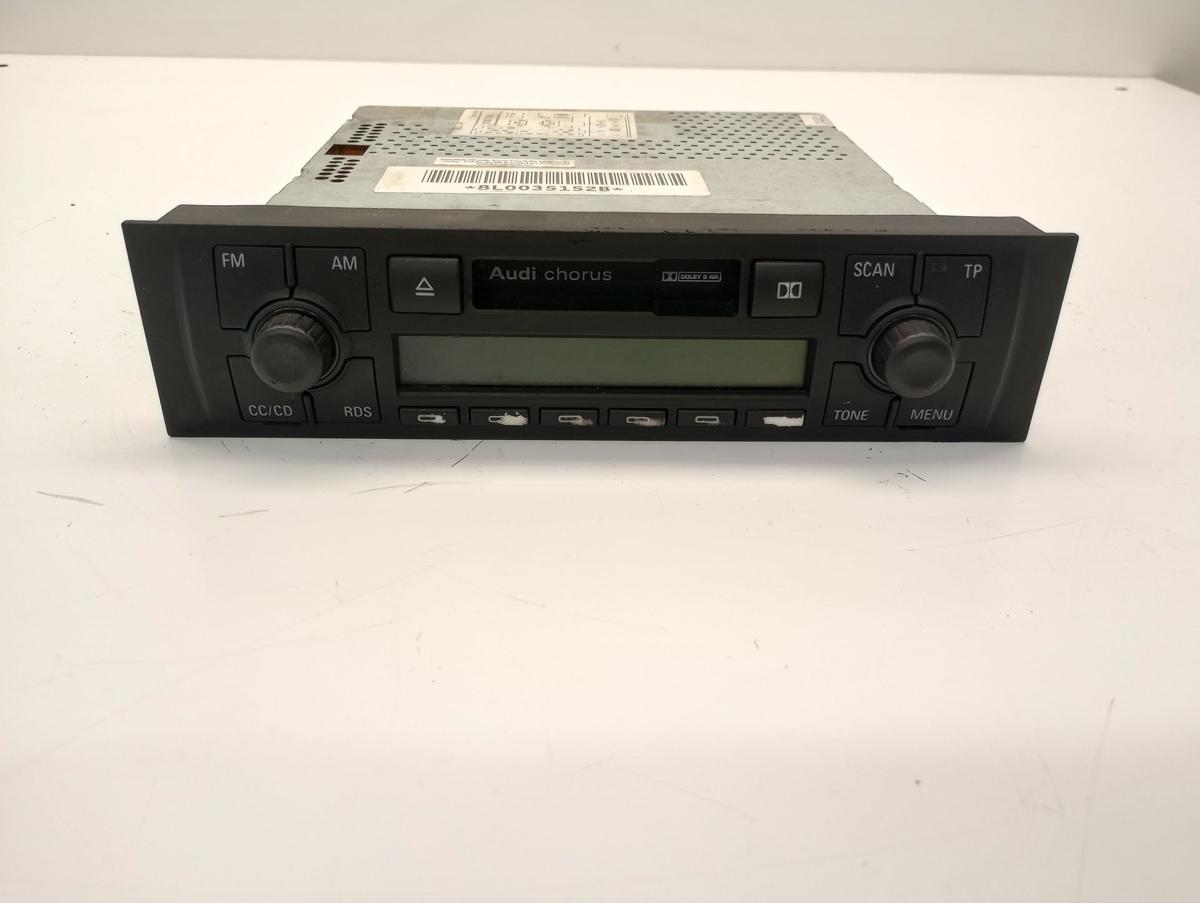 Audi A3 8L Bj 2002 orig Autoradio mit Kassette und Radiocode
