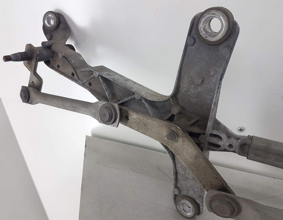 Mercedes Vito 639 Wischergestänge inkl Motor A6398200140 404751 Bj2005