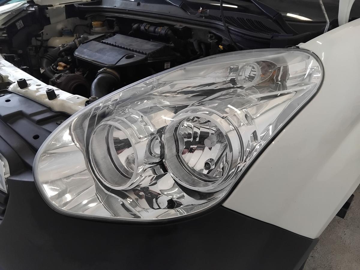 Opel Combo D Kasten original Scheinwerfer links Halogen mit LWR BJ2014